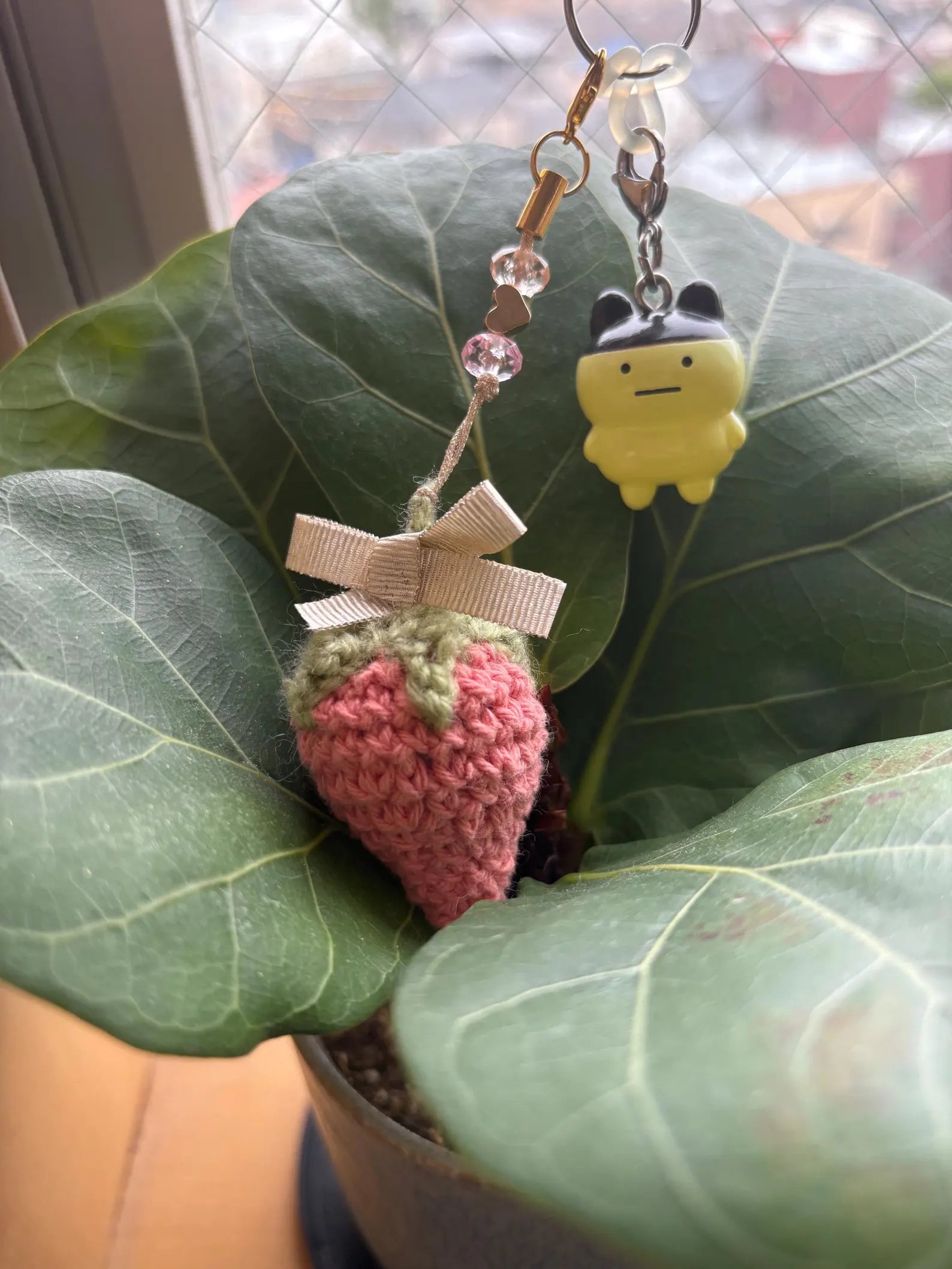 ❁ Strawberry Bag Charm – Cute Pink Keychain ❁